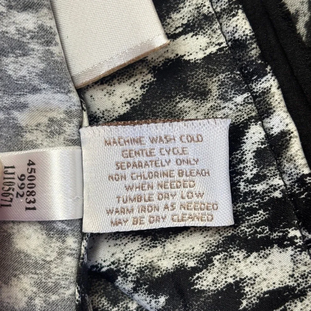 Chicos Black White Abstract Animal Print Tiered Ruffle Sleeveless Top (XL) 3 - Picture 8 of 9